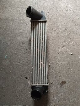 BMW E92 E93 335i NTERCOOLER CHLADIC