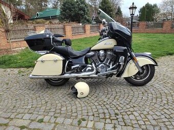 Indian Roadmaster 111