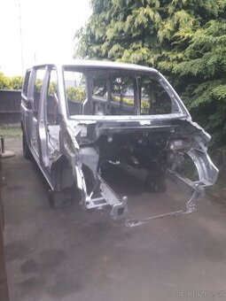Vw t5 spodek motoru hlava 25 tdi