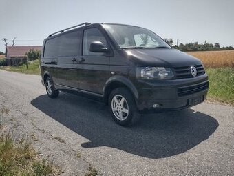 Volkswagen Transporter 2.0TDI -- DSG
