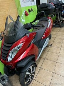 Peugeot Metropolis 400