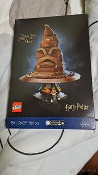 LEGO Harry Potter Mluvící Moudrý klobouk (76429)