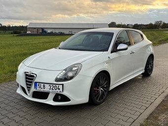 Alfa Romeo Giulietta QV 1.75 TBi 173kw / 2012 / Nová STK
