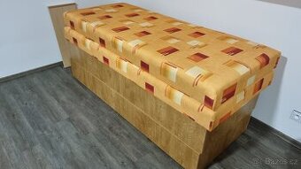 Válenda s úložným prostorem