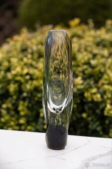 Krásná váza z hutního skla - Josef Rozínek