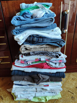 Balík oblečení pro chlapečka vel. 62-74 (2-9 měs.)