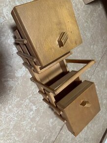 Drevena skrinka na sici potreby