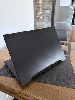 Asus ROG Zephyrus G15 (Ryzen 7 | 16GB RAM | 512GB SSD | GTX