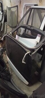 Bmw 5 gt zadní dveře -víko kufru sklo