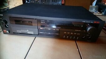 Kazetový magnetofon TESLA SM 261 BLACK