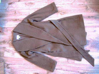 Zimní kabát zn. HM, vel. S/M, vlněný, délka 100 cm