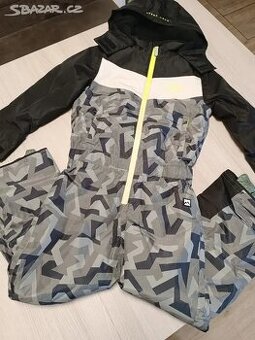 Nová zimní kombinéza We Fashion 110/116