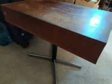 Prodám TV stolek 70.léta