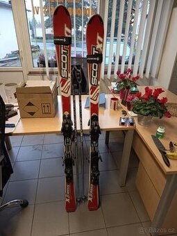 Lyže Scott