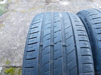 225/35 R 19 88Y Nexen