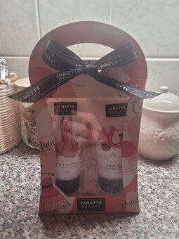Nová dámská dárková kosmetická sada zn. Janette Beauty