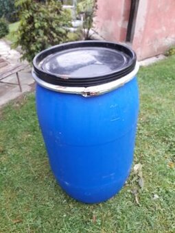 SUDY PLASTOVÉ-OBJEM -  220 LITRŮ- ČOKOLÁDA-POUŽITY JEDNOU