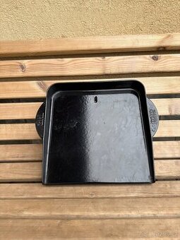 Weber litinový tál