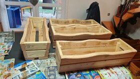 Dřevěné truhlíky