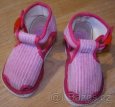 Papučky s přezkou v.12 růžové