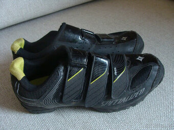 Dámské cyklistické tretry Specialized vel. 36