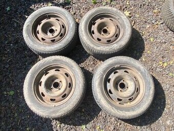 142. sada zimní kola 195/65 r15 4x108