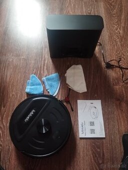 Robotický vysavač a mop v jednom