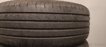 Goodyear EfficientGrip Performance 2 215/55 R17 98W