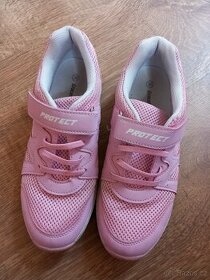 Dětské botasky růžové