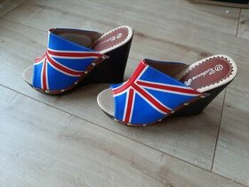 Nové boty s anglickou vlajkou vel. 37 - 1