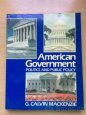Knížka American Government & Politics