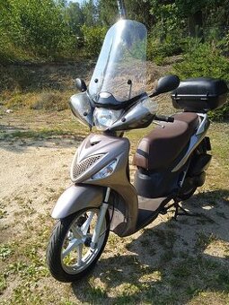 Suzuki SIXTEEN 125
