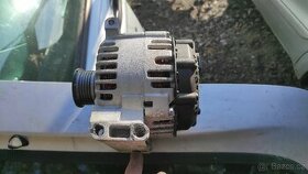 Mercedes w169 w245 alternátor - 1