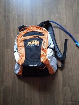 Batoh na motorku enduro s vakem na vodu 2litry - 1