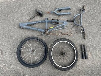 BMX kolo k renovaci