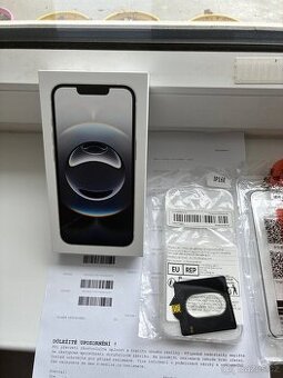 Prodám iphone 16e 128GB white .