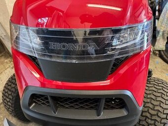 Zahradní traktor Honda HF2417 - 1