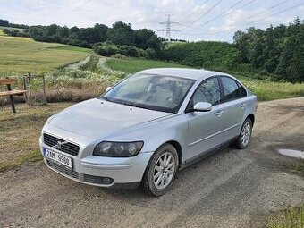 Volvo S40