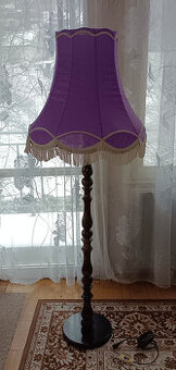 Stojící lampa