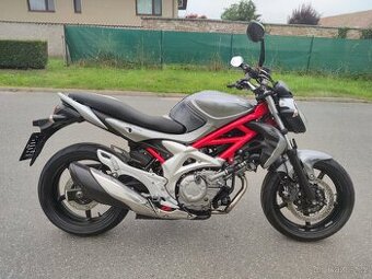 Suzuki SFV 650 Gladius ABS
