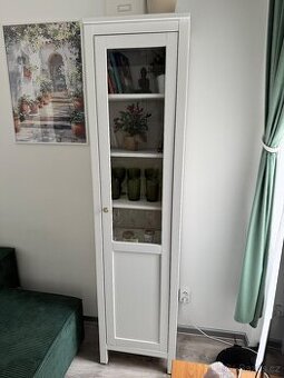 Vitrína/knihovna ikea Hemnes