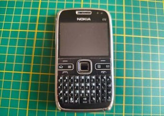 Nokia E72