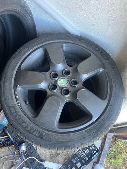 5x112 r17 Škoda Scout