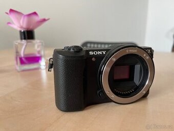 SONY Alpha 5100 (tělo)