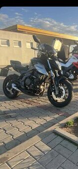 CFMOTO 650NK 2022/2023