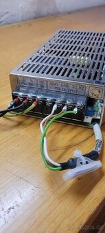 Měnič napětí 230V na 15V