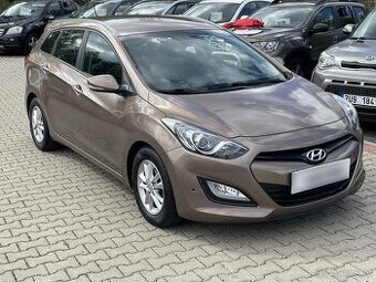 Hyundai I30 1.6 CRDi , 81 kW nafta, 2012