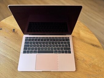 Apple, MacBook Air, Retina, 13palcový, 2019, 16 GB