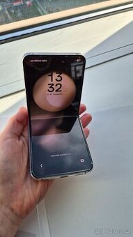 Samsung Galaxy Z Flip5 5G 512GB - Krémová | Vynikající stav