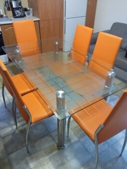 Kuchyňský stůl+židle